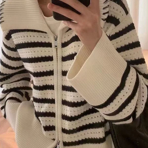 Fashion - show cardigan for a trendy statement -Women's striped knitted cardigan sweater