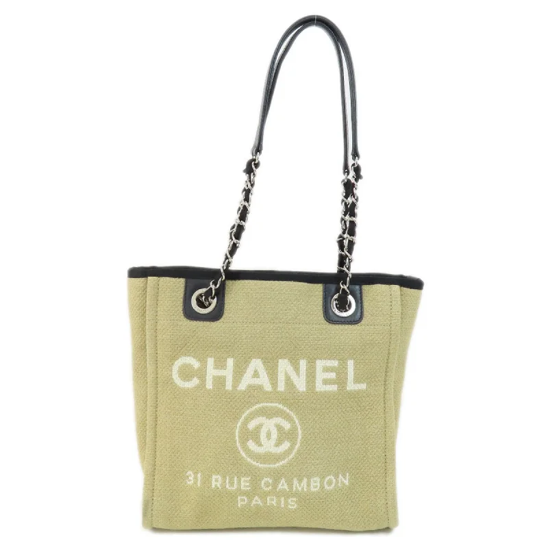 Handle bags with metallic finishes for shine -Chanel   Canvas Tote Bag (Pre-Owned)