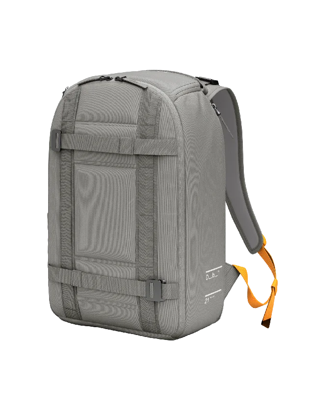 Foldable travel backpack for easy packing convenience -Ramverk Backpack 21L Sand Grey